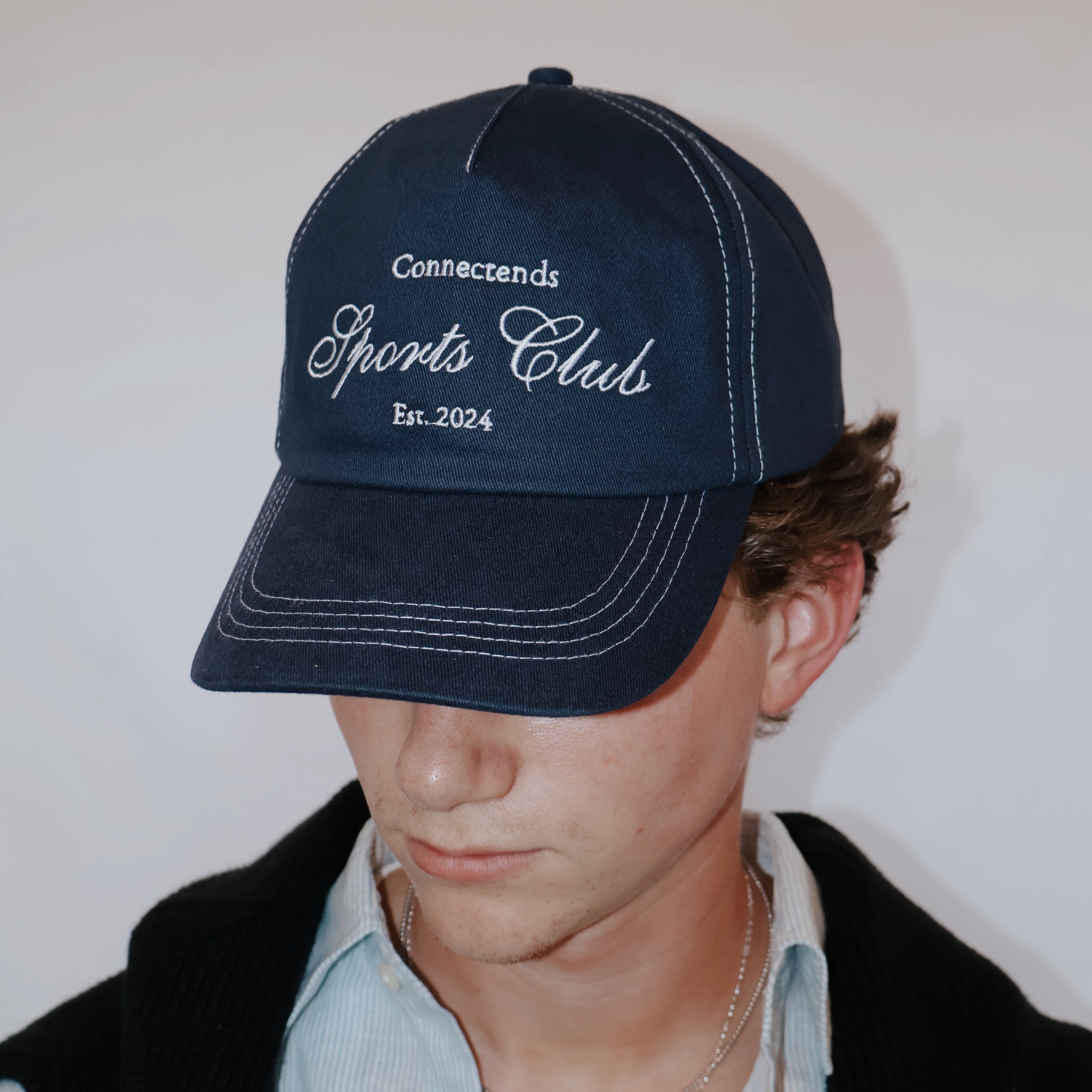 Varsity Navy – CONNECTENDS